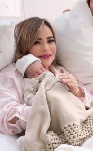 Endrina Yépez le dio la bienvenida a su tercer hijo .